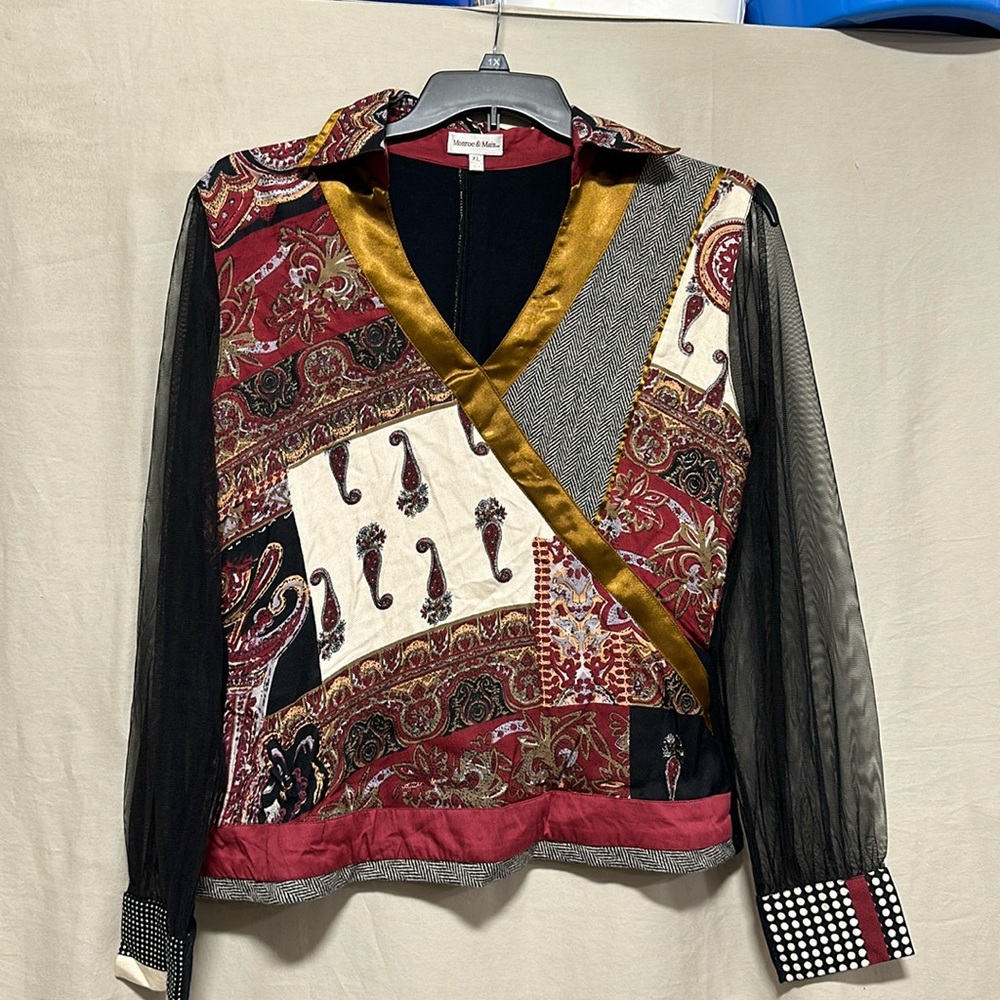 Monroe & Main Rayon multi design w/sheer sleeves‎ / Size XL / Box 6-64